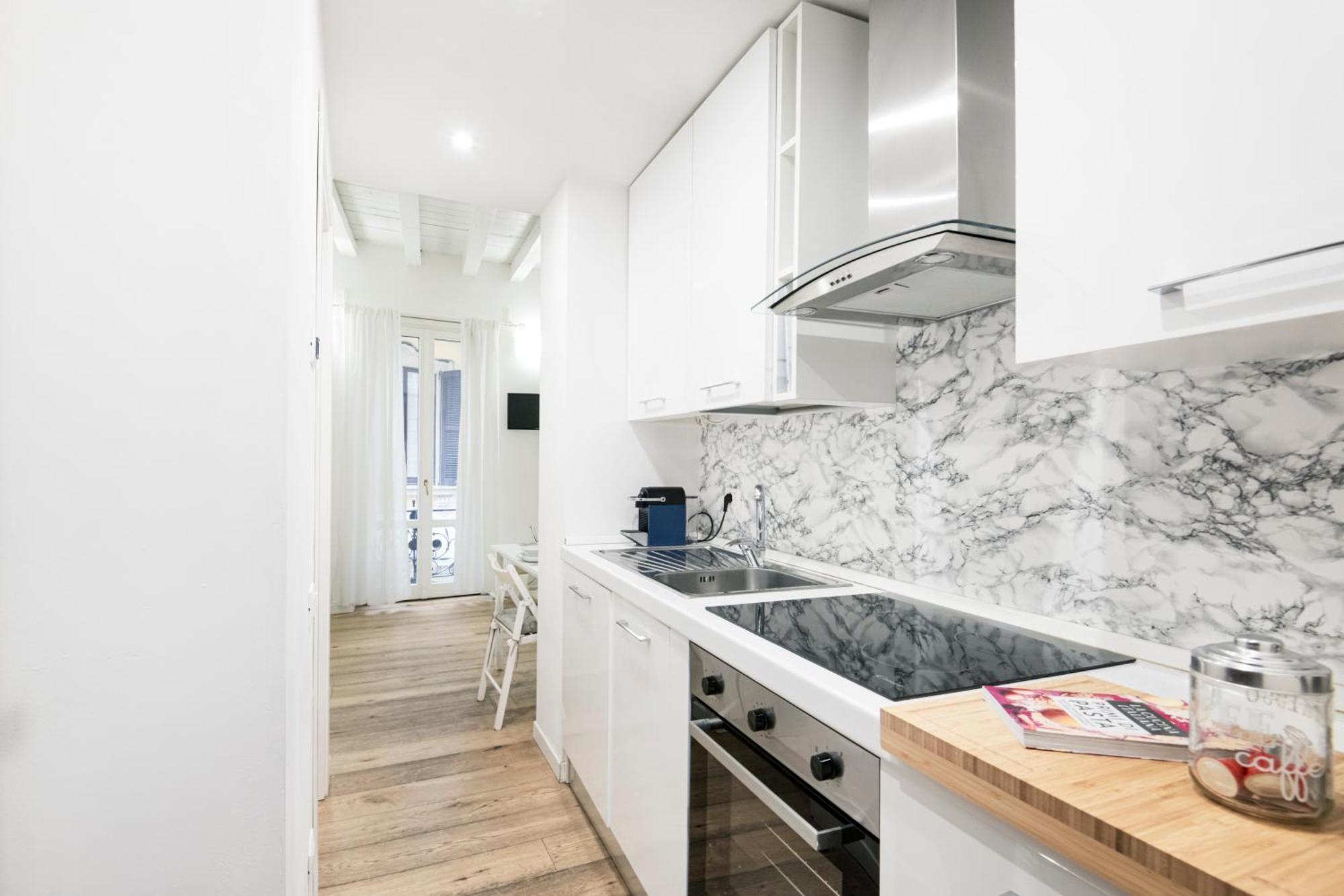 Amazing, New & Fully Furnished Studio In Duomo Milano Ngoại thất bức ảnh