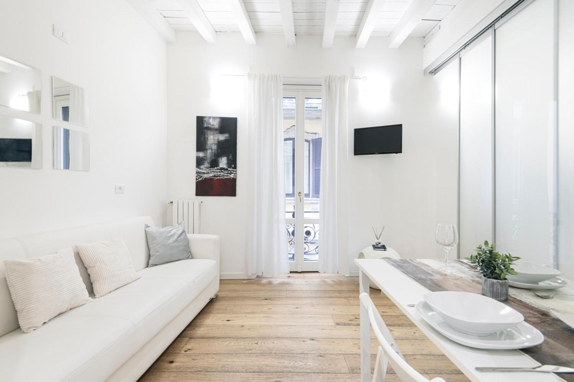 Amazing, New & Fully Furnished Studio In Duomo Milano Ngoại thất bức ảnh